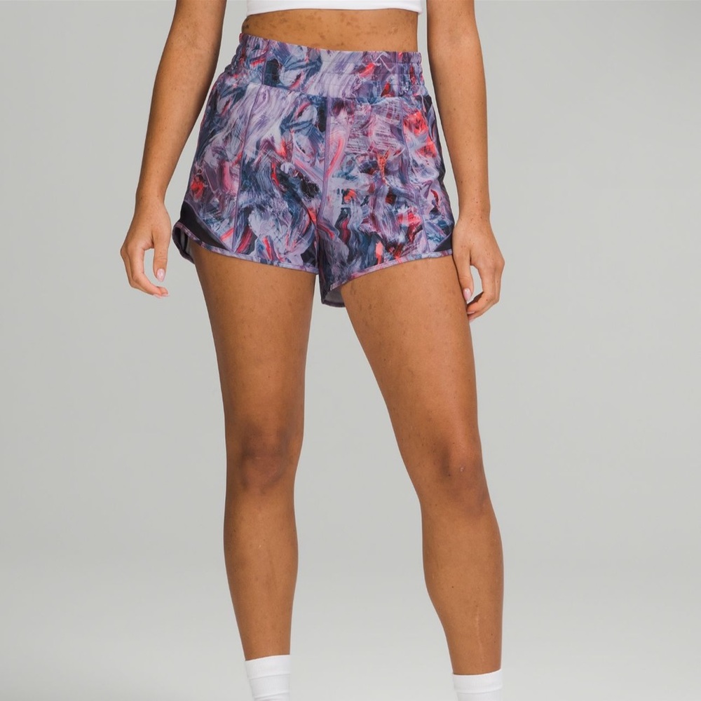 Lululemon HR Hotty Hots 4in